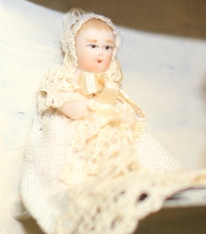 #19C Baby in Christening Gown 1-1/4"
